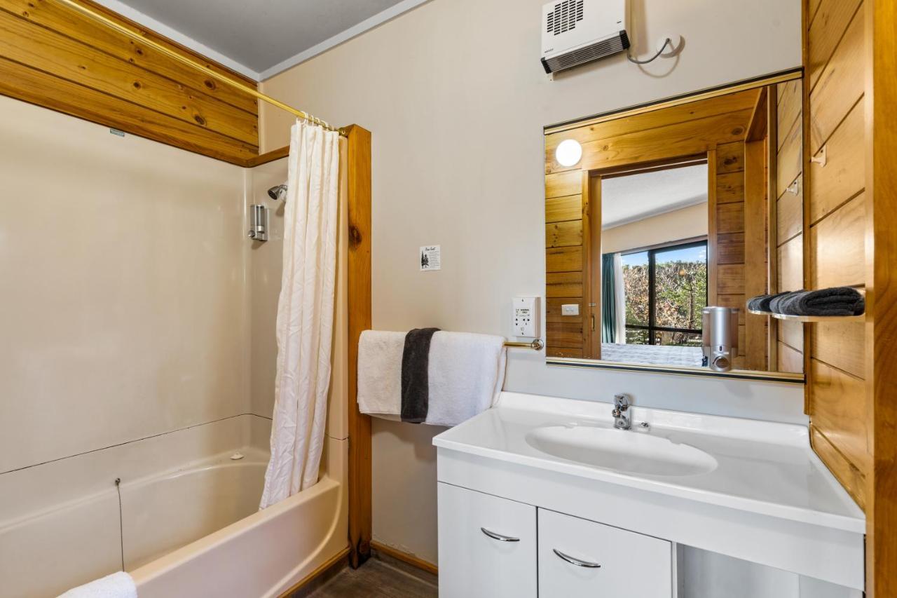 Aspiring Lodge Motel Wanaka Exterior photo